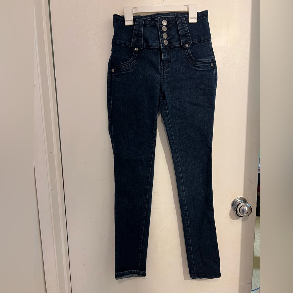 DIAMANTÉ JEANS